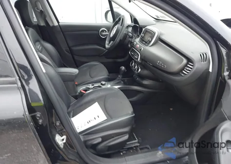 2017 Fiat 500X Trekking Awd из США, поврежденный, VIN ZFBCFYCB5HP543227